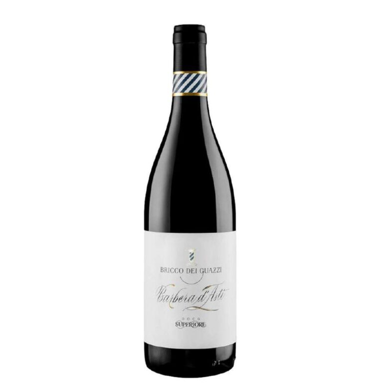 Bottiglia di Barbera d’Asti Superiore DOCG Bricco dei Guazzi, vino rosso piemontese
