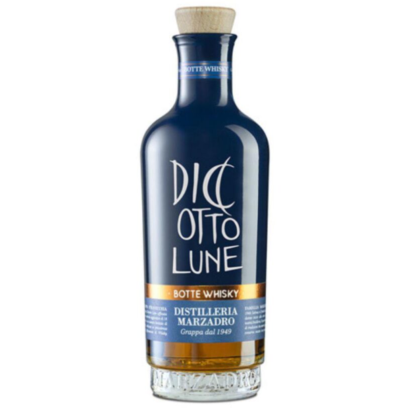 Bottiglia di Grappa Marzadro Diciotto Lune Riserva Botte Whisky – distillato affinato in legno dal gusto intenso.