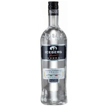 Bottiglia di Vodka Iceberg Premium – vodka pura e cristallina ideale per cocktail.