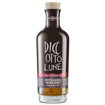 Bottiglia di Grappa Marzadro Diciotto Lune Riserva Porto – distillato trentino affinato in botti di Porto.