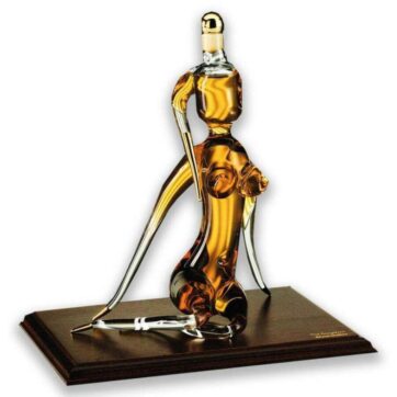 Scultura zodiacale Bonollo Vergine con Grappa OF Amarone Barrique.