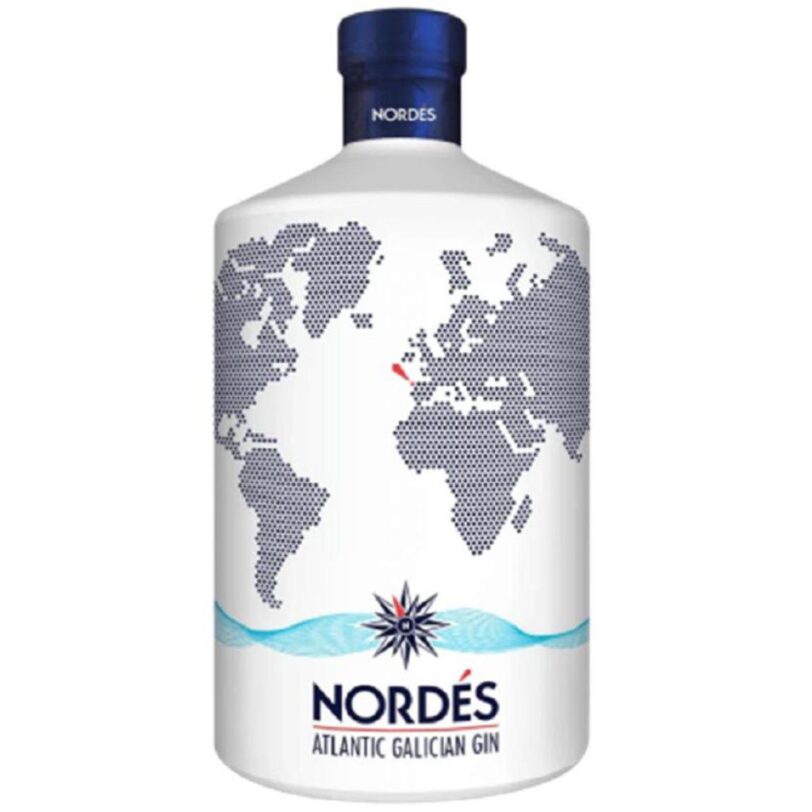 Bottiglia di Gin Nordés Atlantic Galician, gin premium spagnolo fresco e aromatico.