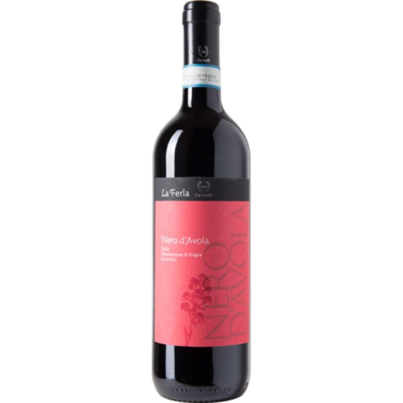 Bottiglia CVA La Ferla Nero d’Avola DOC Sicilia, vino rosso siciliano.