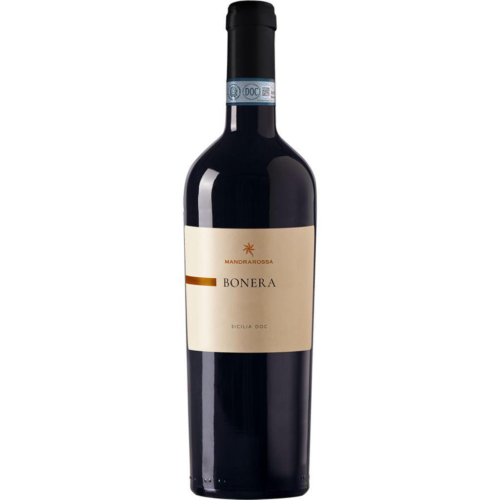 Bottiglia di Mandrarossa Bonera Sicilia DOC – vino rosso intenso e speziato con note di frutti rossi, cioccolato e spezie dolci