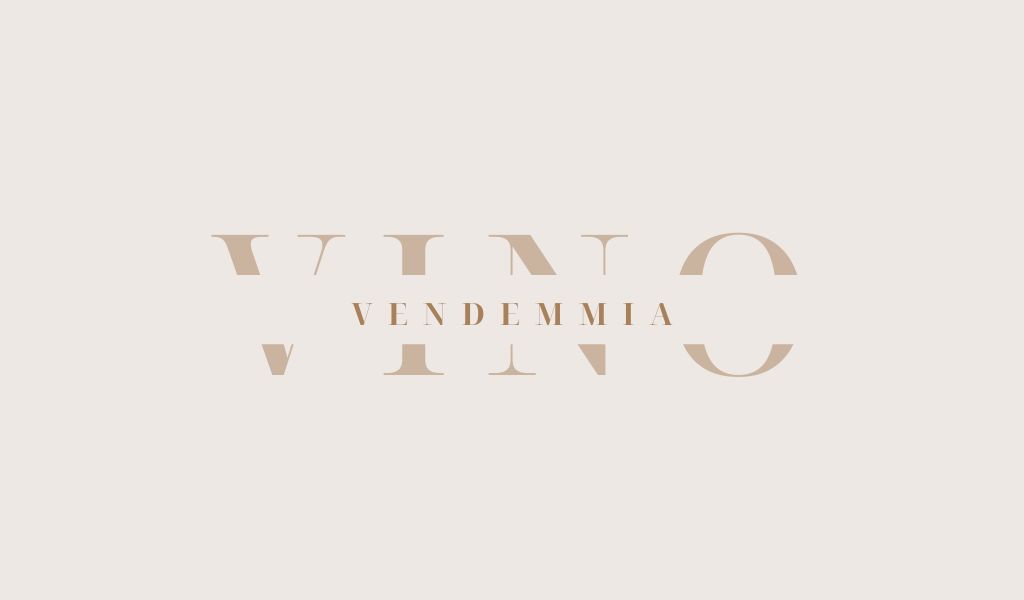Grafica minimal con la scritta 'Vendemmia: manuale, meccanica e momenti ottimali' in caratteri eleganti su sfondo chiaro